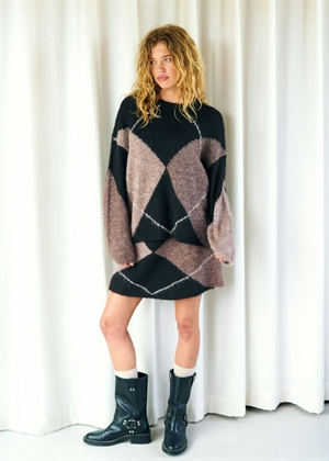 Inga check fluff knit Dark Brown Neo Noir 